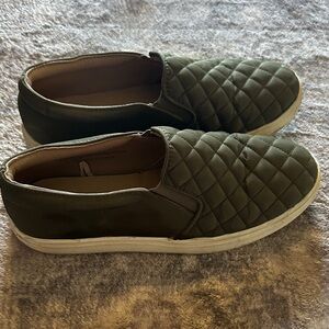 a new day Quilted Slip-On Loafers - Dark Green